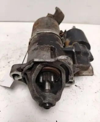 Audi A4 S4 B5 8D Starter motor 1005821523