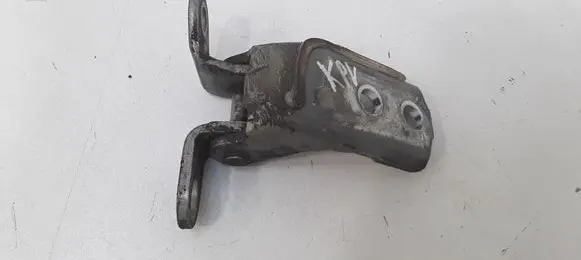 Toyota Avensis T250 Front door upper hinge