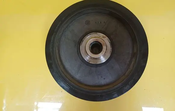 BMW 3 E46 Crankshaft pulley 7805696 780569612