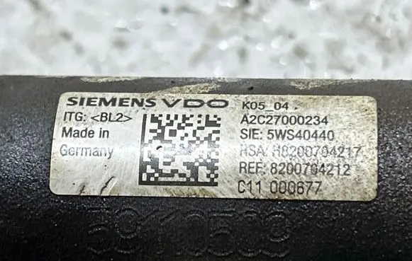 Renault Megane II Fuel main line pipe 8200704212 5WS40440 A2C27000234
