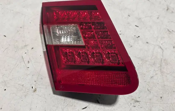 Mercedes-Benz E W212 Tailgate rear/tail lights A2129060158 778001 483521
