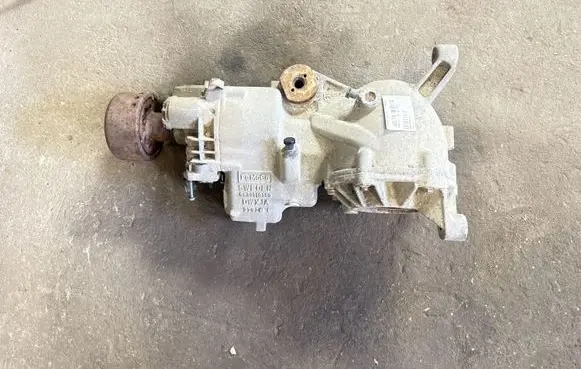 Ford Kuga I Rear differential 9V4N4N053BD