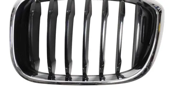 BMW X3 G01 Front bumper upper radiator grill 7464921