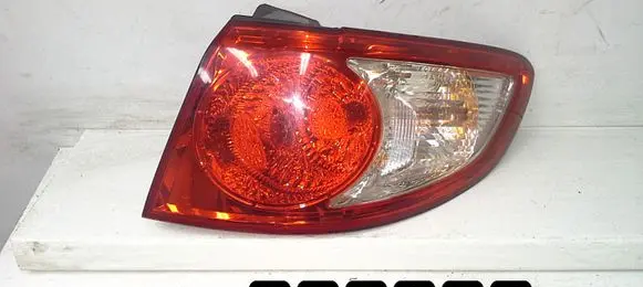 Hyundai Santa Fe Rear/tail lights 924022B000