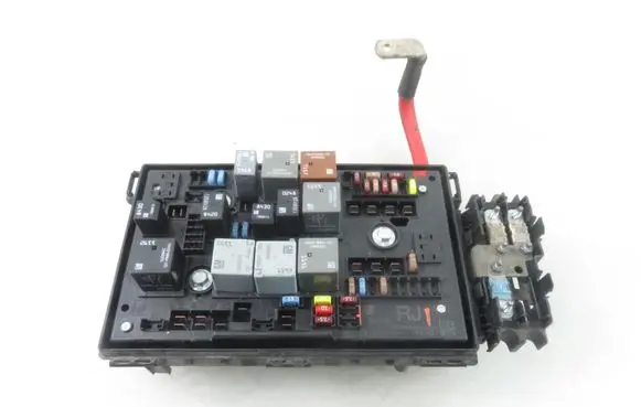 Opel Astra J Central body control module 13318783RJ