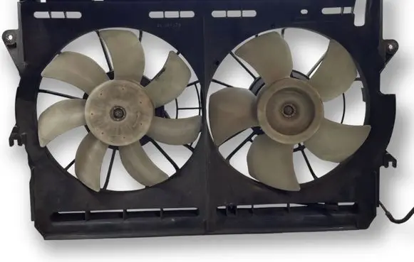 Lexus IS 220D-250-350 Fan set 4227501330