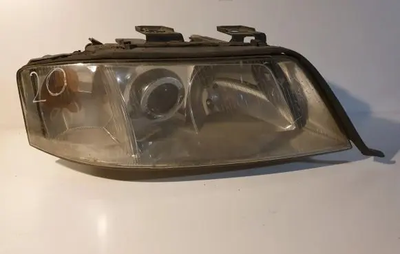 Audi A6 S6 C5 4B Headlight/headlamp 151411102R
