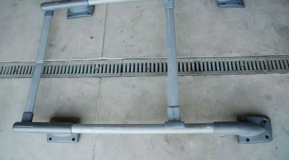 Nissan Navara D40 Roof bar rail 2008R