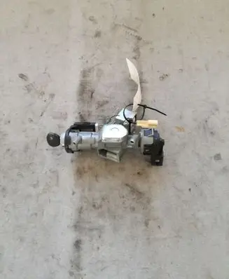 Mazda 3 I Ignition lock 3M513F880C