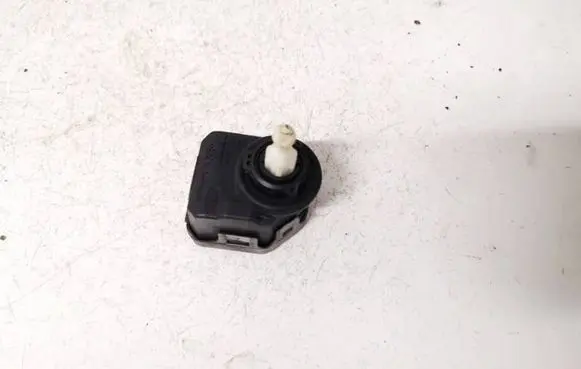 Audi A6 S6 C5 4B Headlight level adjustment motor 6y0941295 007878-03