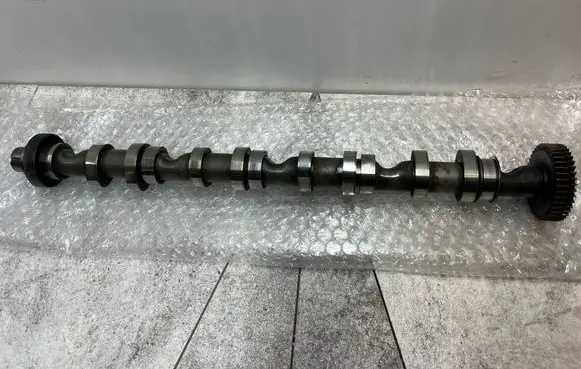 Volkswagen PASSAT B6 Camshaft 03L102