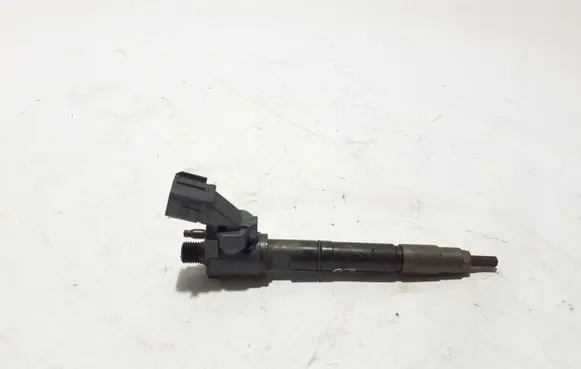 Fuel injector