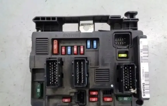 Citroen Berlingo Fuse box set