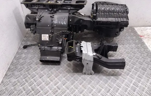 Mercedes-Benz ML W166 Interior heater climate box assembly A1668303260 T1030874H 1693068310894