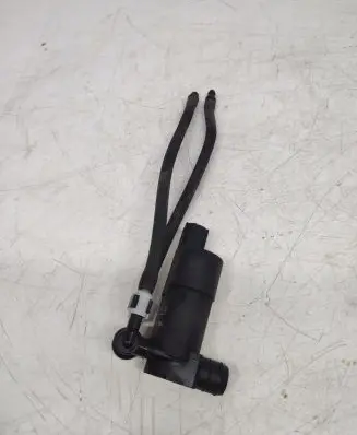 Ford Focus Windscreen/windshield washer pump BV6117K624