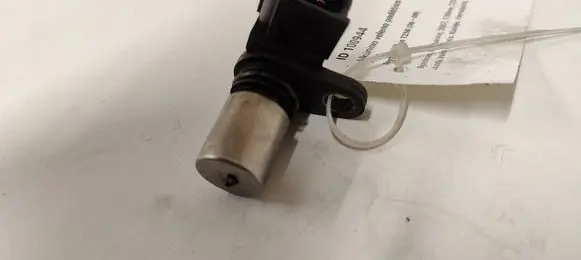 Toyota Avensis T250 Crankshaft position sensor 9091905029 0296000740