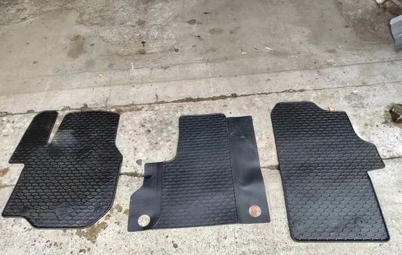 Volkswagen Crafter Car floor mat set 3C0864523