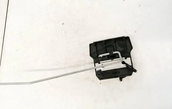 Opel Zafira B Seat back rest lock catch 