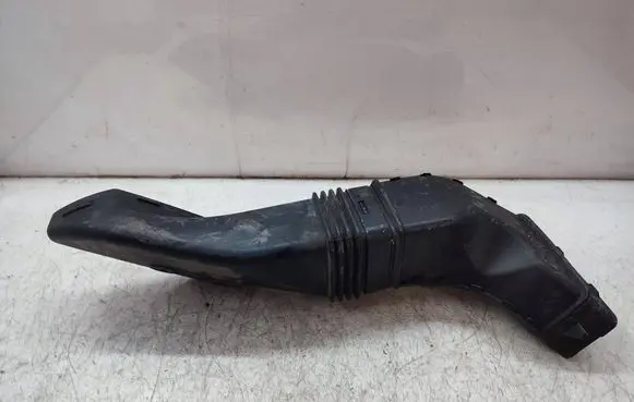 Jaguar XE Air intake duct part GX739A675BB