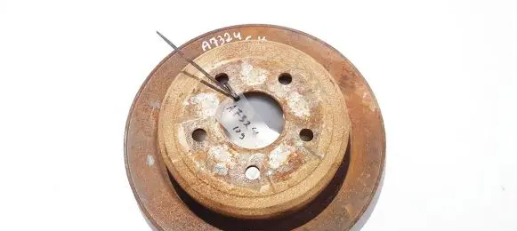 Jeep Grand Cherokee (WK) Rear brake disc neventiliuojamas