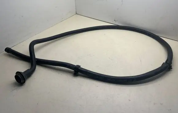 Porsche Macan (95B) Water drain line hose 95B877204