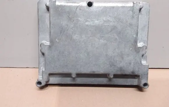 Ford Focus Engine control unit/module 5M5112A650AE