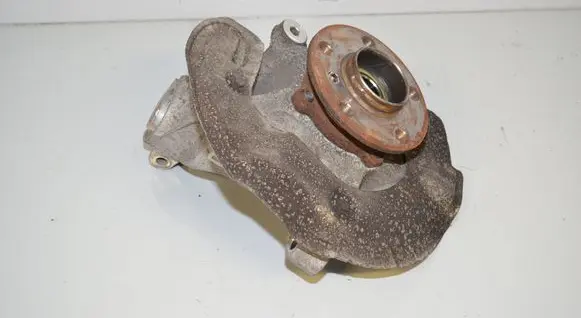 BMW 1 F40 Front wheel hub 6876646 31216876646 31216870838