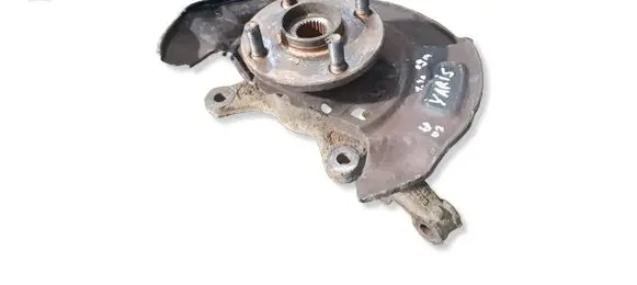 Toyota Yaris Front wheel hub spindle knuckle 