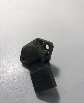 Audi A6 S6 C5 4B Air pressure sensor 059906051