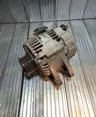 KIA Sorento Generator/alternator 373004A300 12V110A 021319212