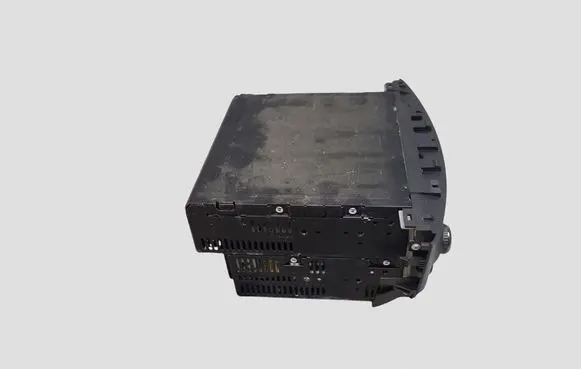 Lexus IS 220D-250-350 Radio/CD/DVD/GPS head unit 8612053370