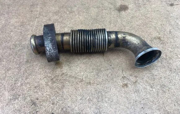 EGR valve line/pipe/hose