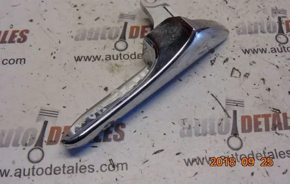 Rear door interior handle