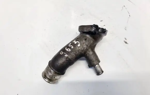Toyota RAV 4 (XA20) Engine coolant pipe/hose