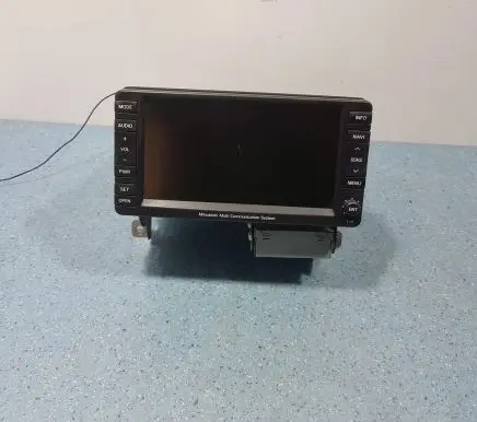Mitsubishi Lancer VIII Radio/CD/DVD/GPS head unit 8750A184