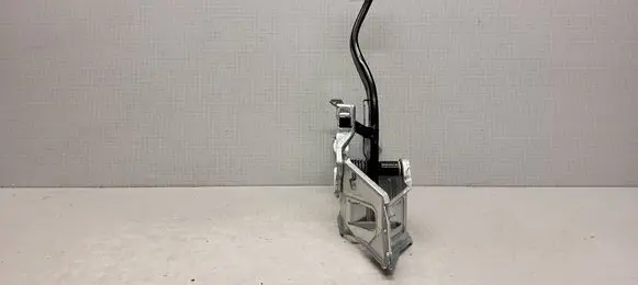 Opel Astra H Brake pedal 