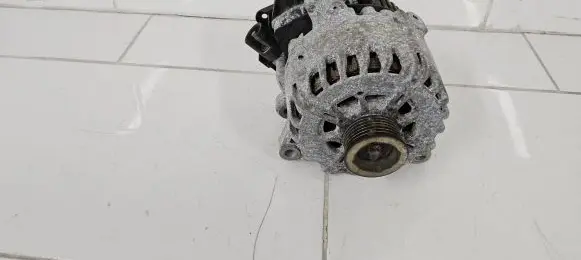 Citroen DS5 Generator/alternator 2612707B 0214676
