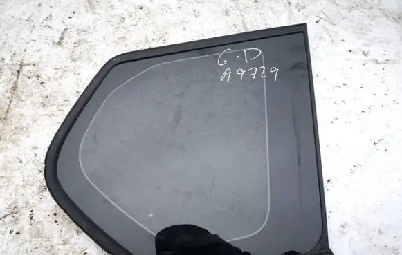 Nissan X-Trail T31 Rear side window as2