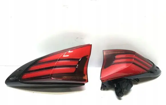 Toyota C-HR I Rear/tail lights