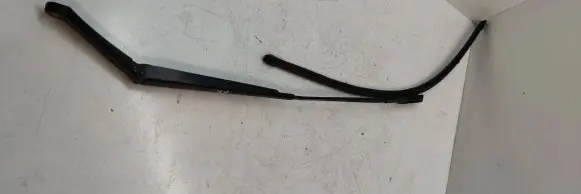 Peugeot 508 RXH Front wiper blade arm 97036203