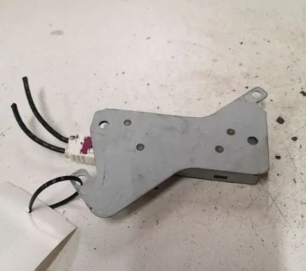 Audi A6 S6 C6 4F Aerial antenna amplifier 4F9035225AA 7617310160