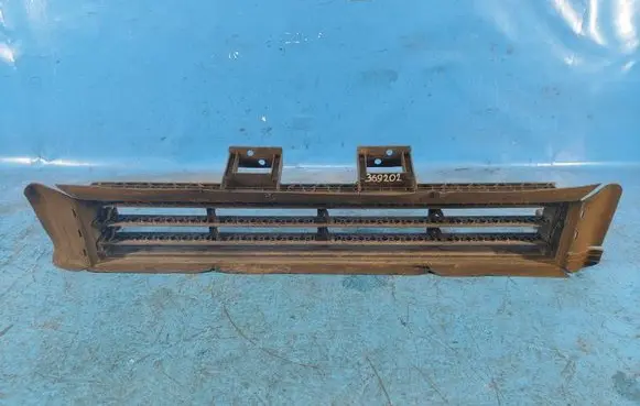Nissan Maxima A35 Radiator active air flap actuator 623309HS0B