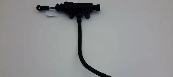 Mercedes-Benz B W246 W242 Clutch master cylinder A2462900312