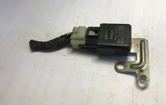 Ford Probe Other relay F32H19E703 G4LUA007109