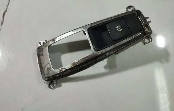 BMW X5 E70 Hand parking brake switch 915613301