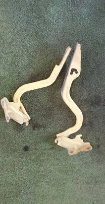 Suzuki Swift I Engine bonnet/hood hinges 