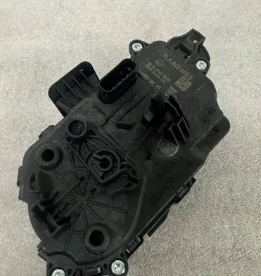 Volkswagen Multivan T7 Sliding door lock 7LA843603S