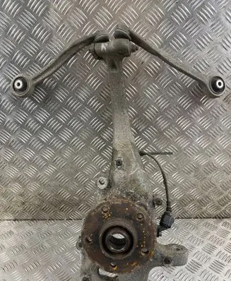 Audi Q5 SQ5 Front wheel hub spindle knuckle 8K0407258L