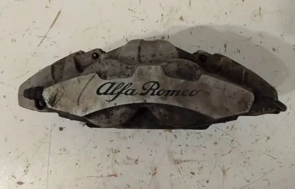 Alfa Romeo Stelvio Front brake caliper 00505592760