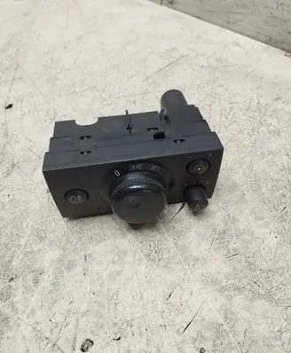 Light switch